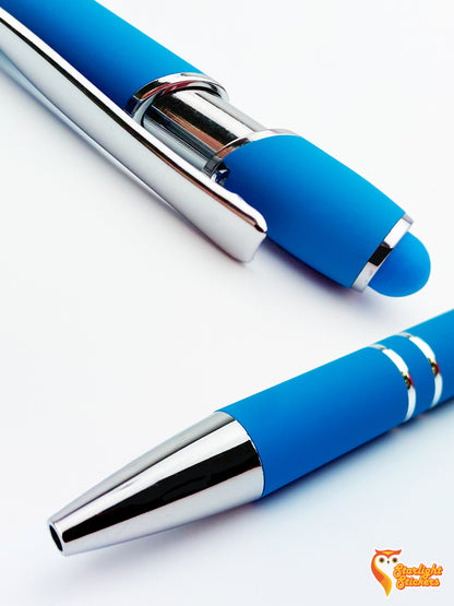 Close up of the stylus and tip of the pen. 